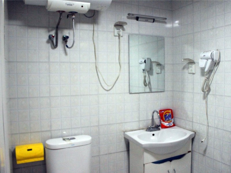 hotelPic