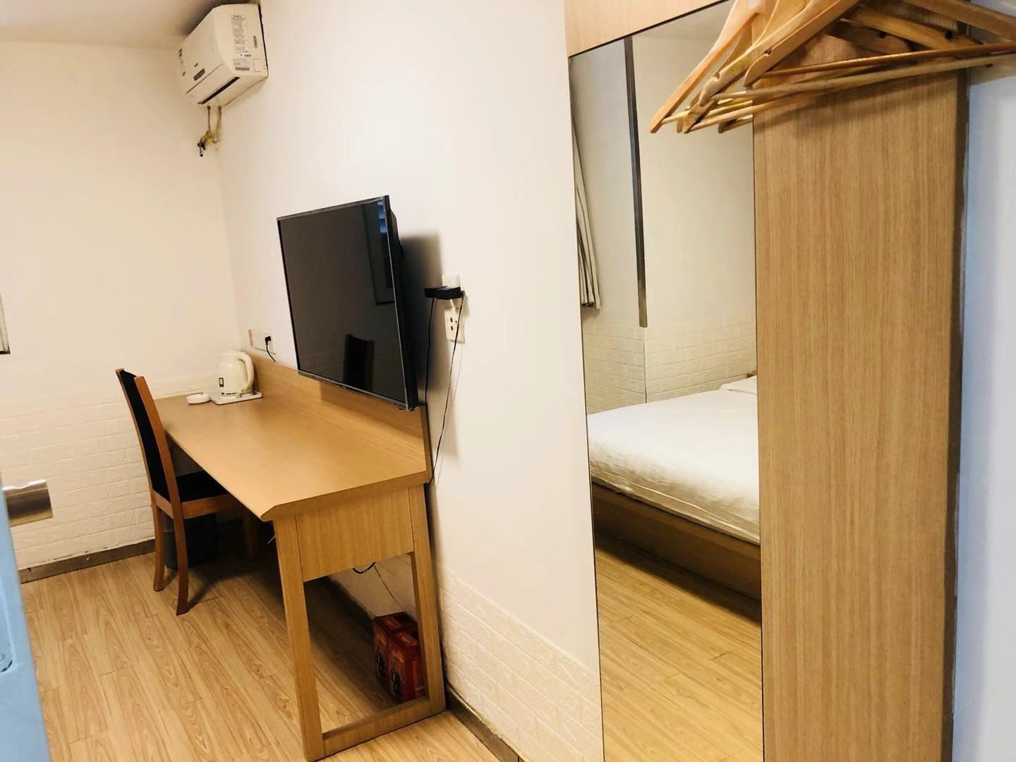 高级大床房