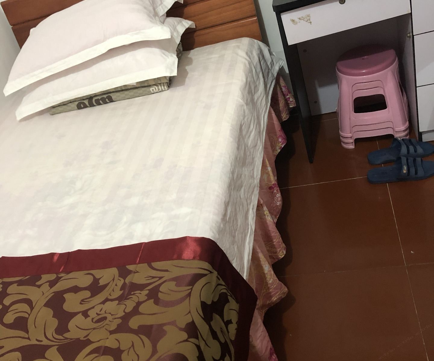 舒适大床房