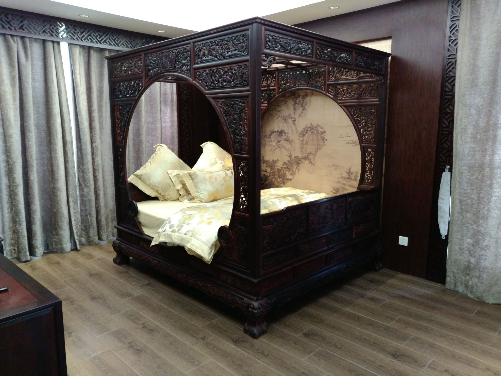仿古大床房