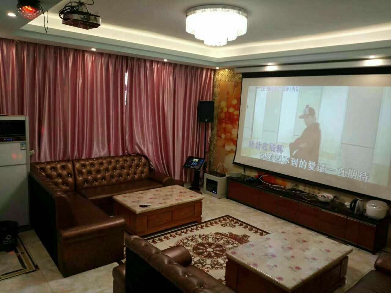 四房 两厅