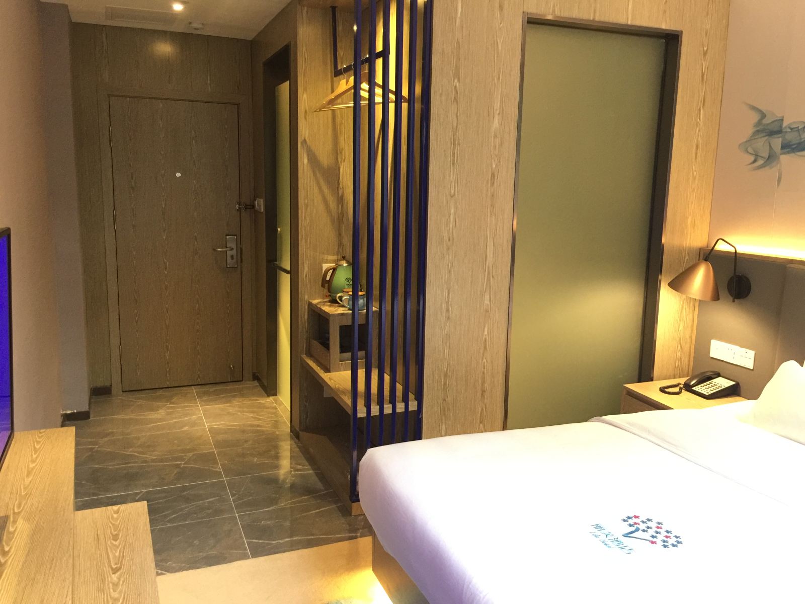 丽玥大床房