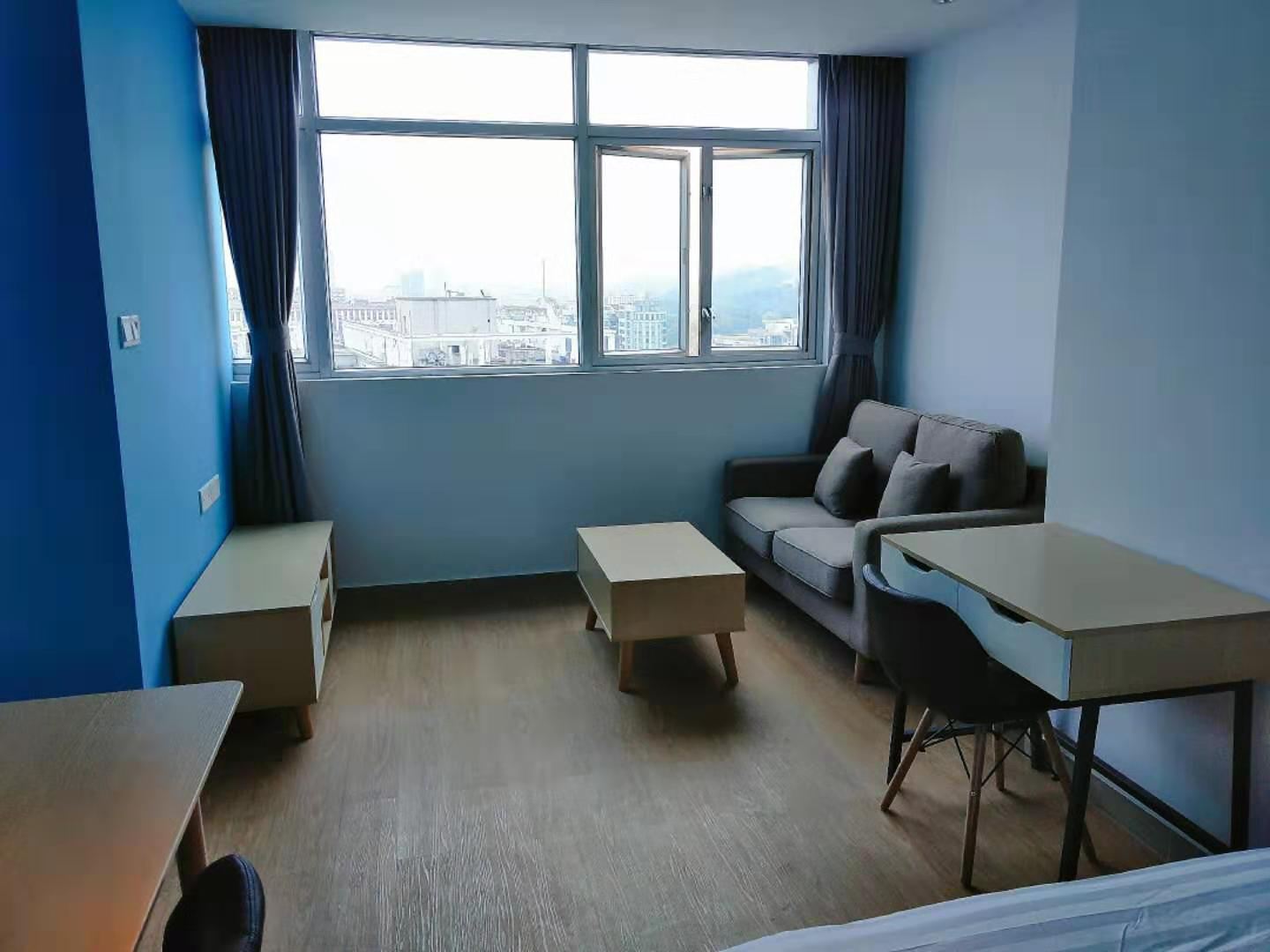 高级大床间