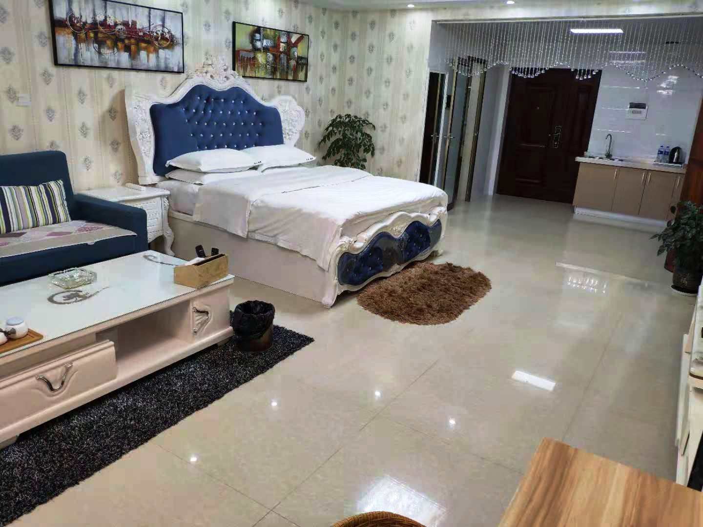 舒适大床房