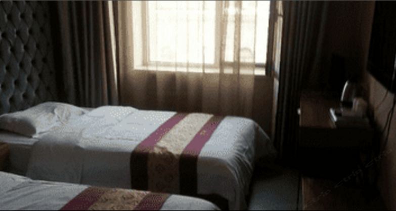 三人房