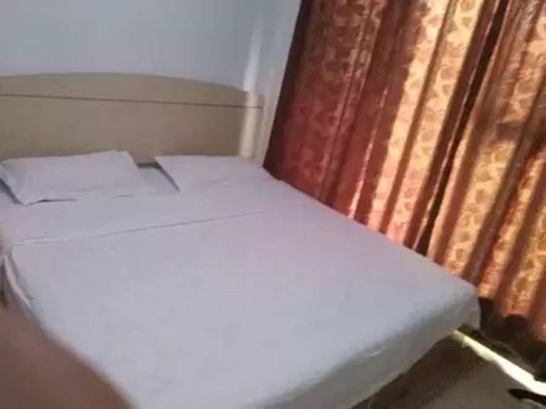 舒适大床房