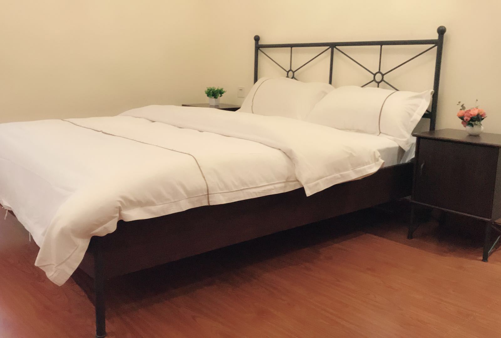 摩登大床房
