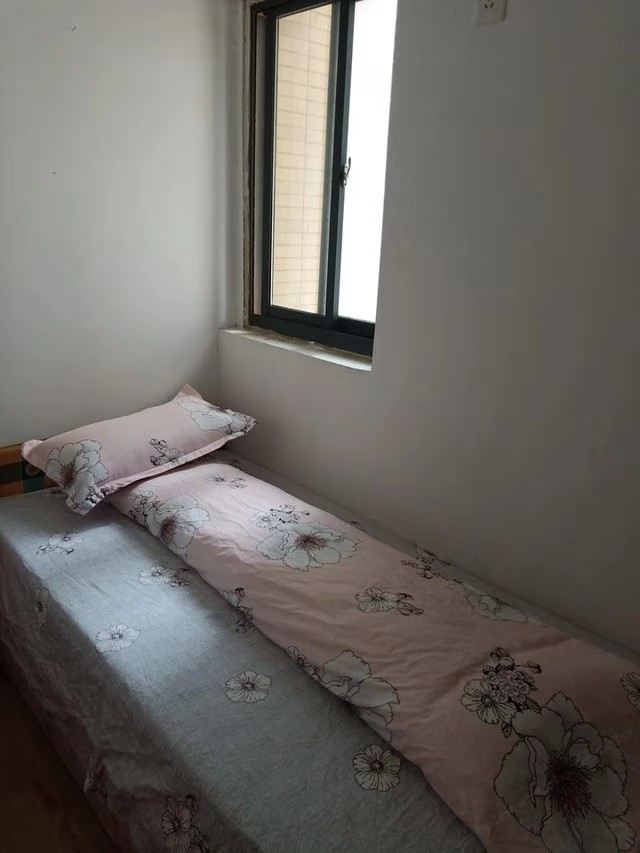 单人间(公共卫浴)