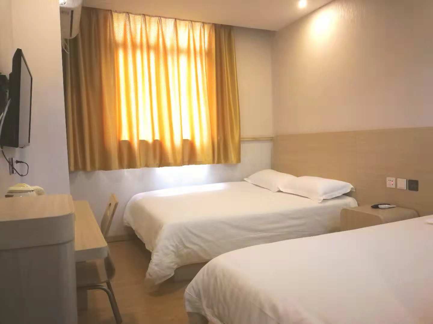 双床房
