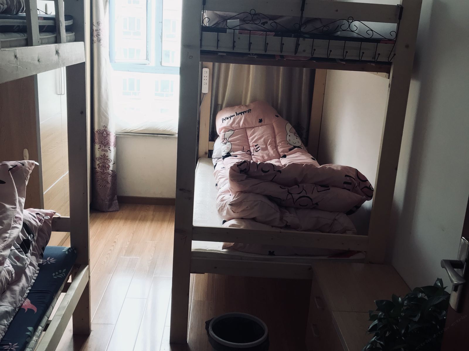 四人间(床位房)