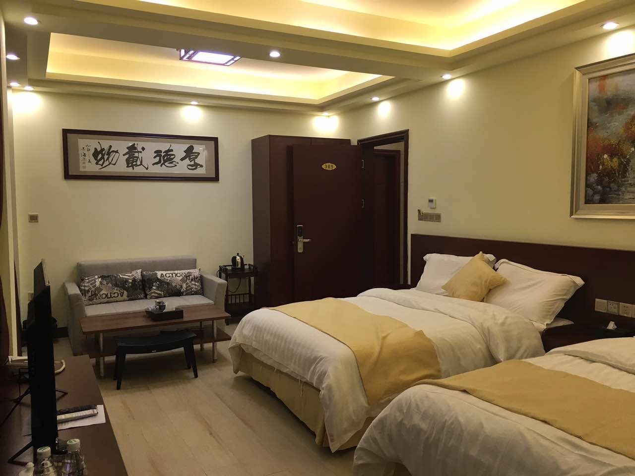 标准双床房