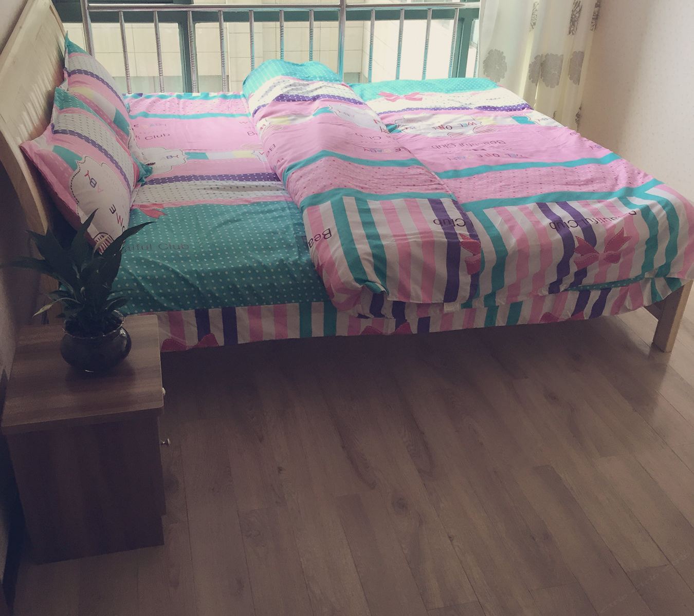 单间大床房