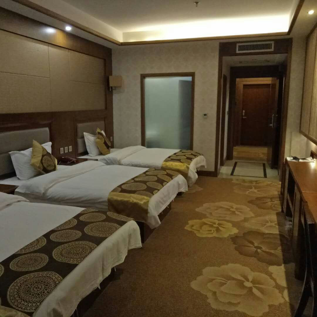 商务三人间