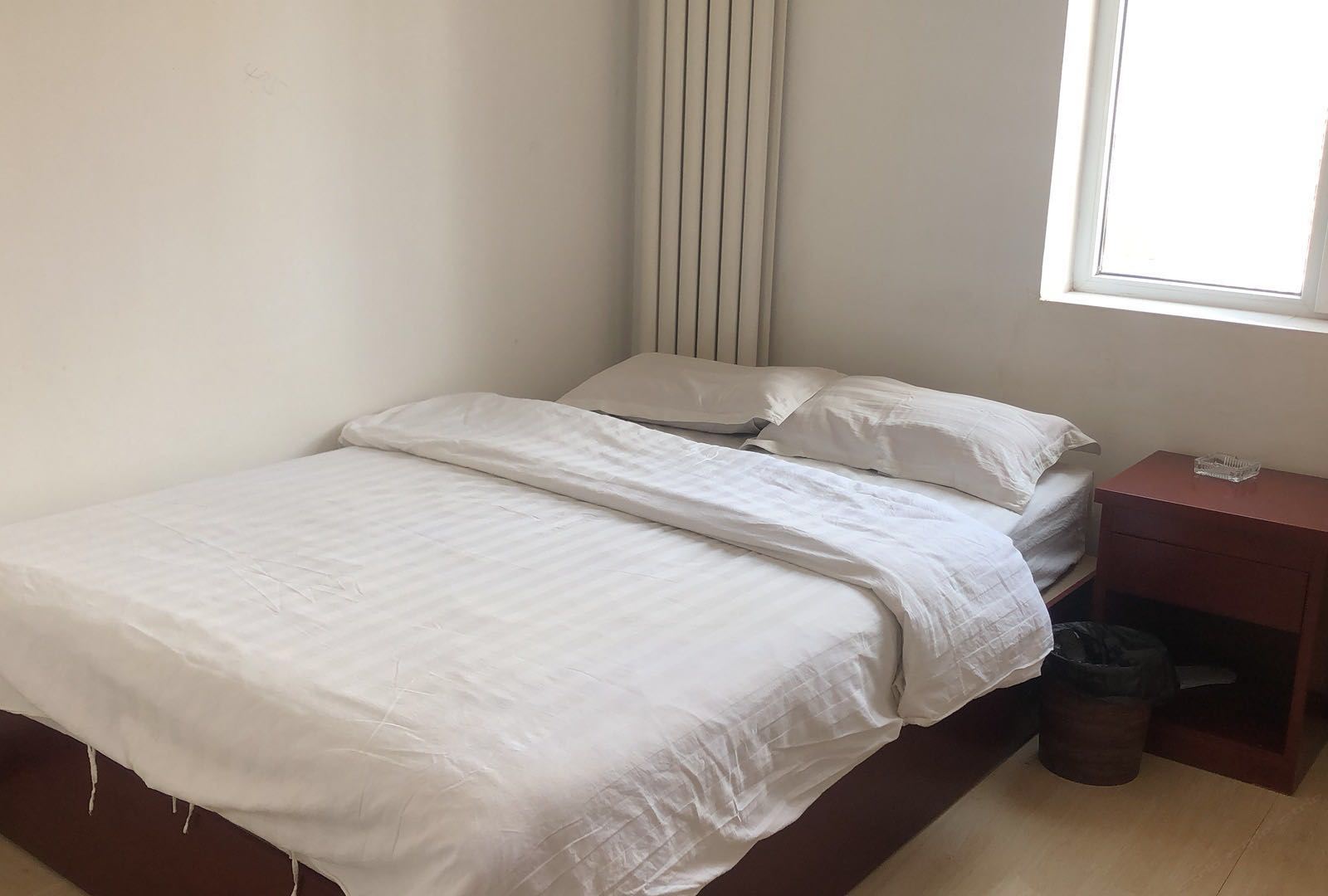 三室一厅套房