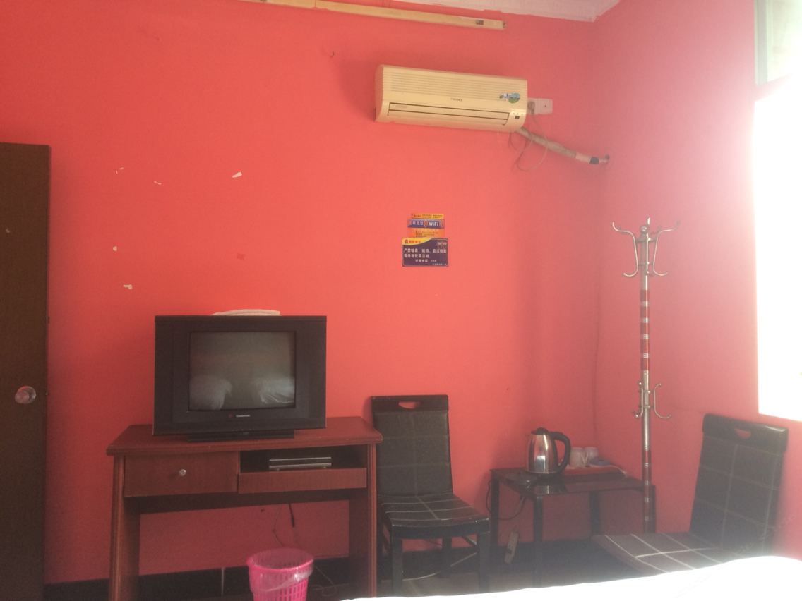 普通双人间(公共卫浴)