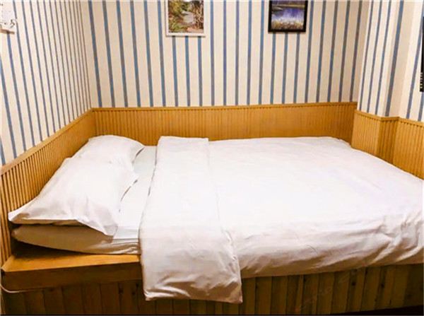 特惠大床房(无窗)