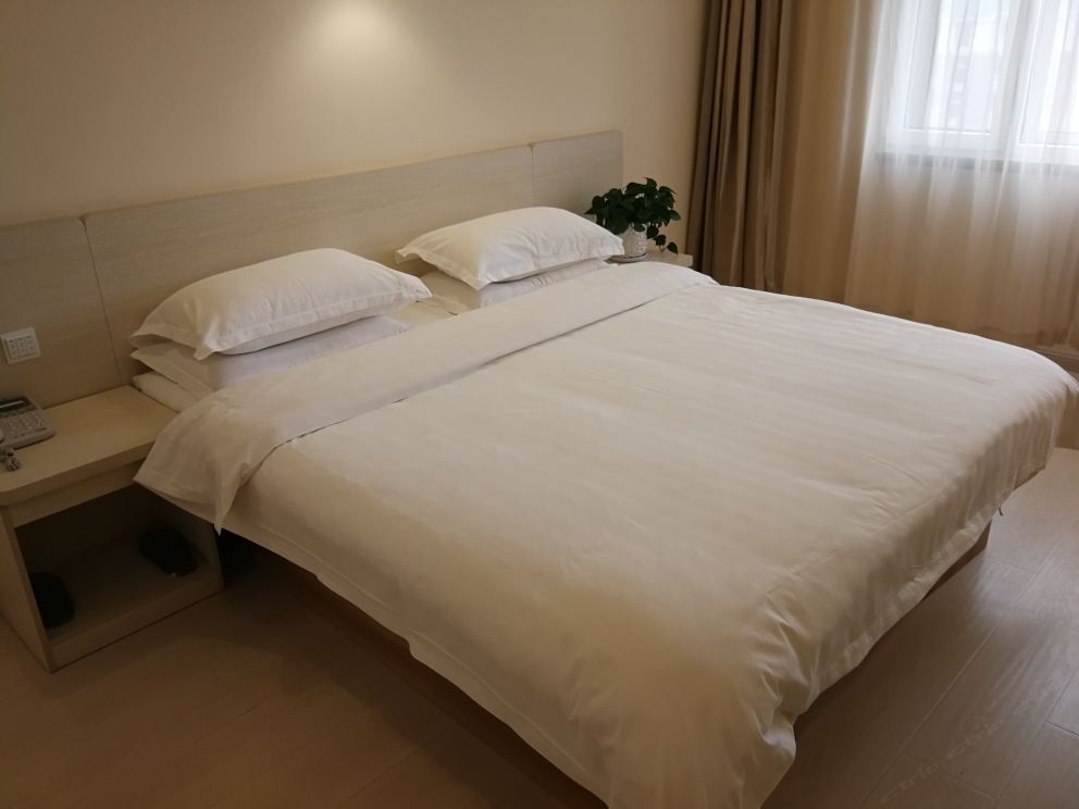 尊享大床房