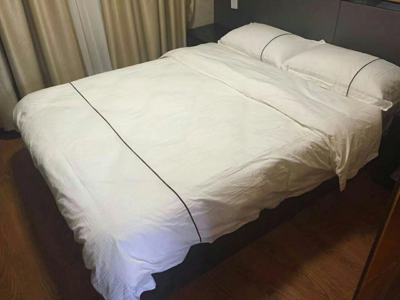 大床房(无窗)