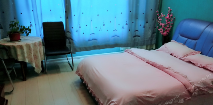 商务大床房