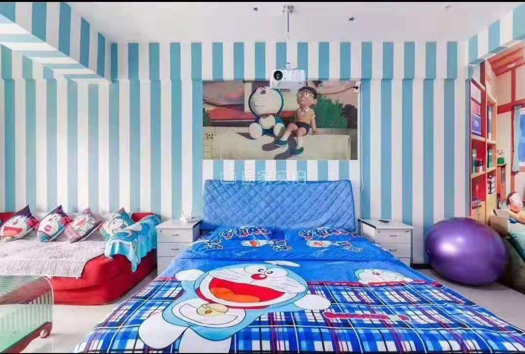 哆啦A梦主题大床房