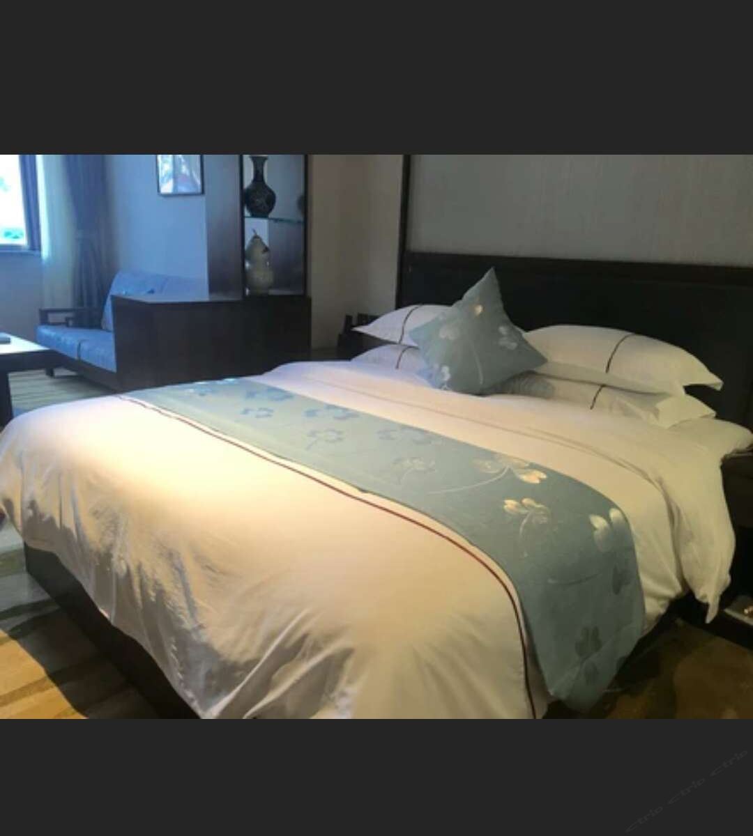 豪华大床房