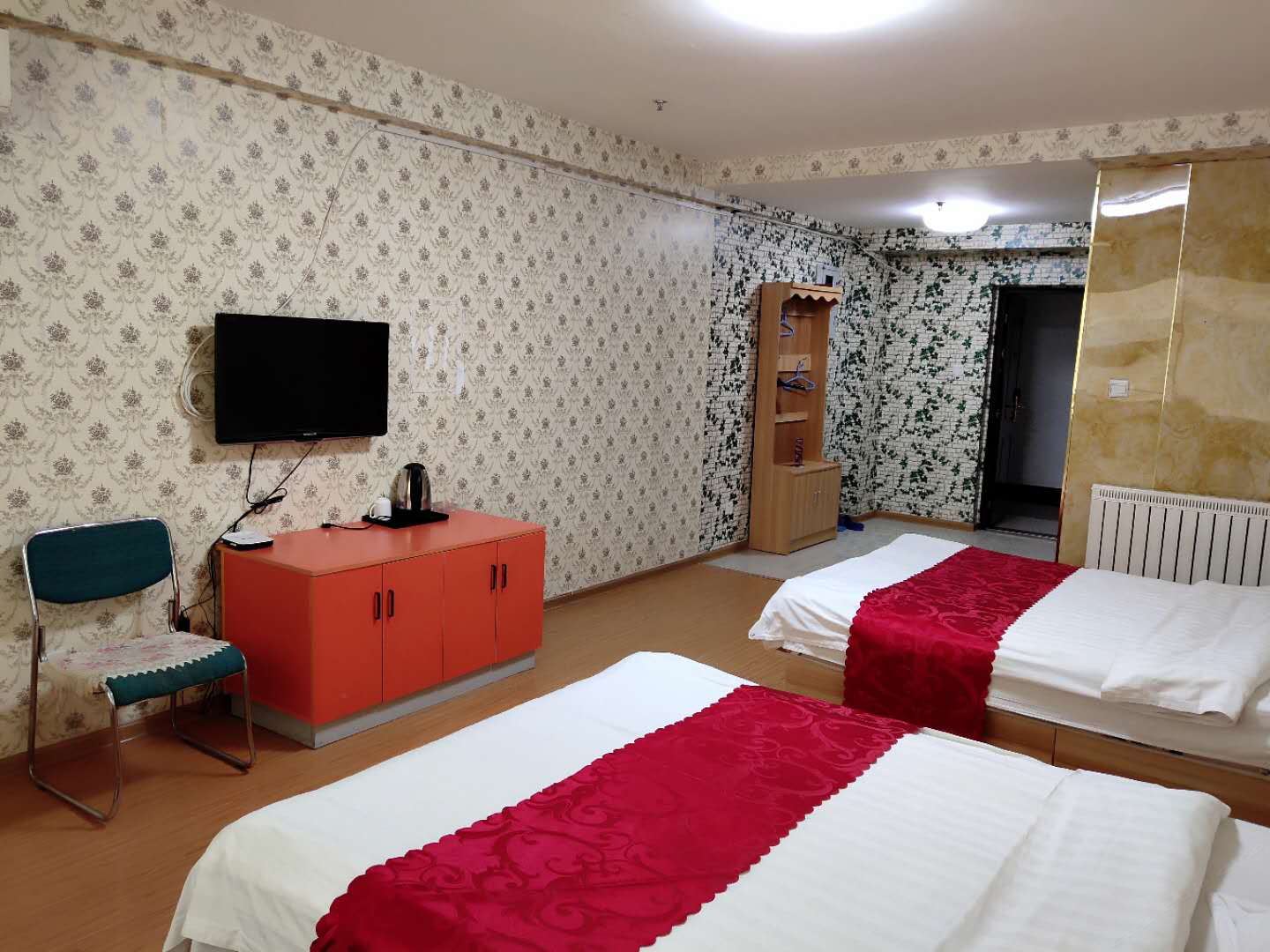 舒适双床房