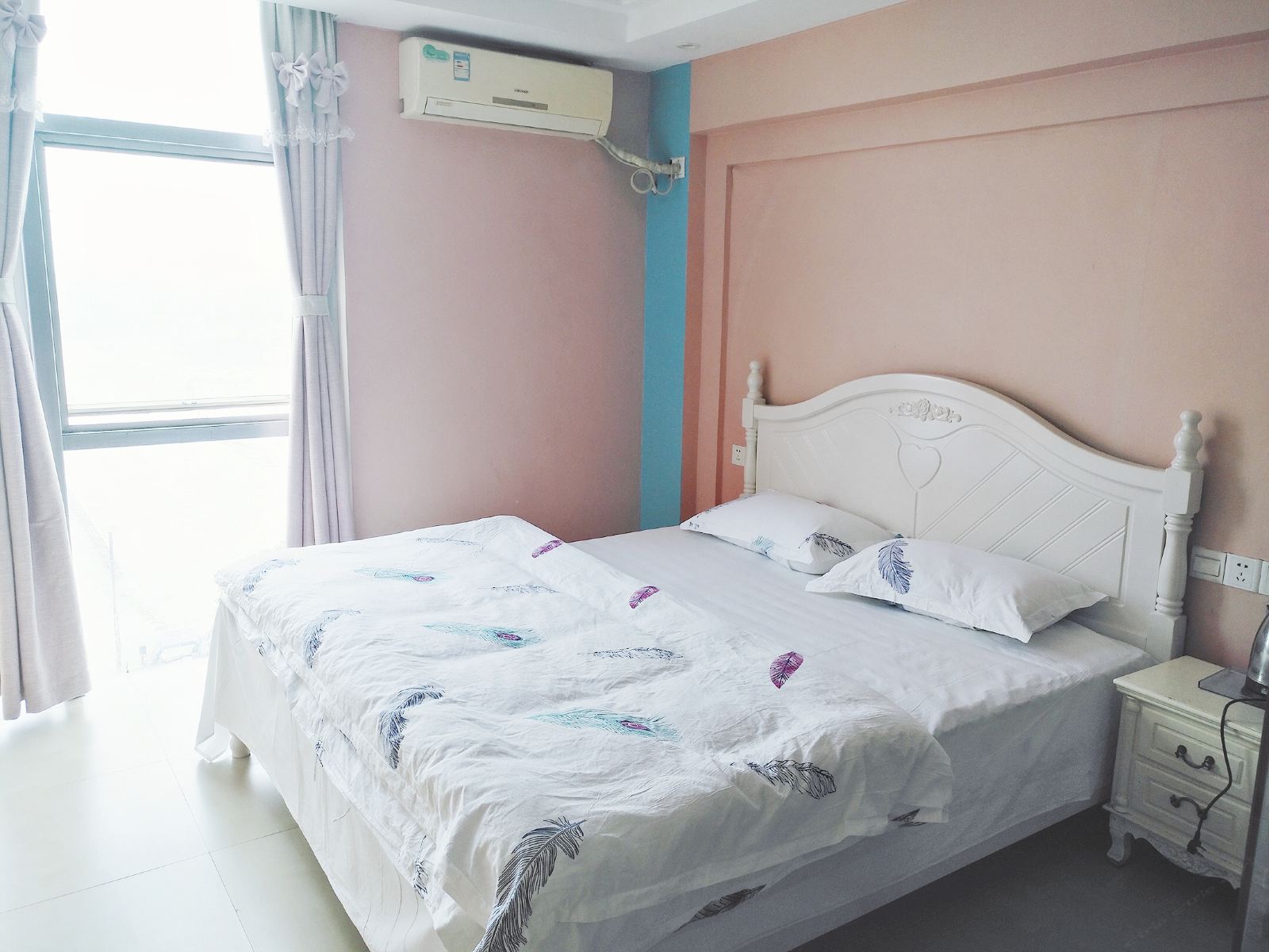 浪漫满屋大床房