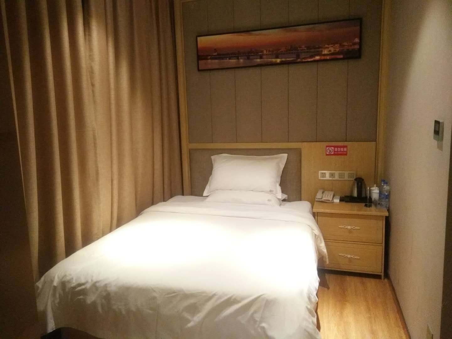 普通单间