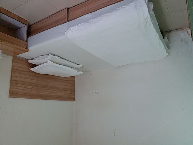 普通单间