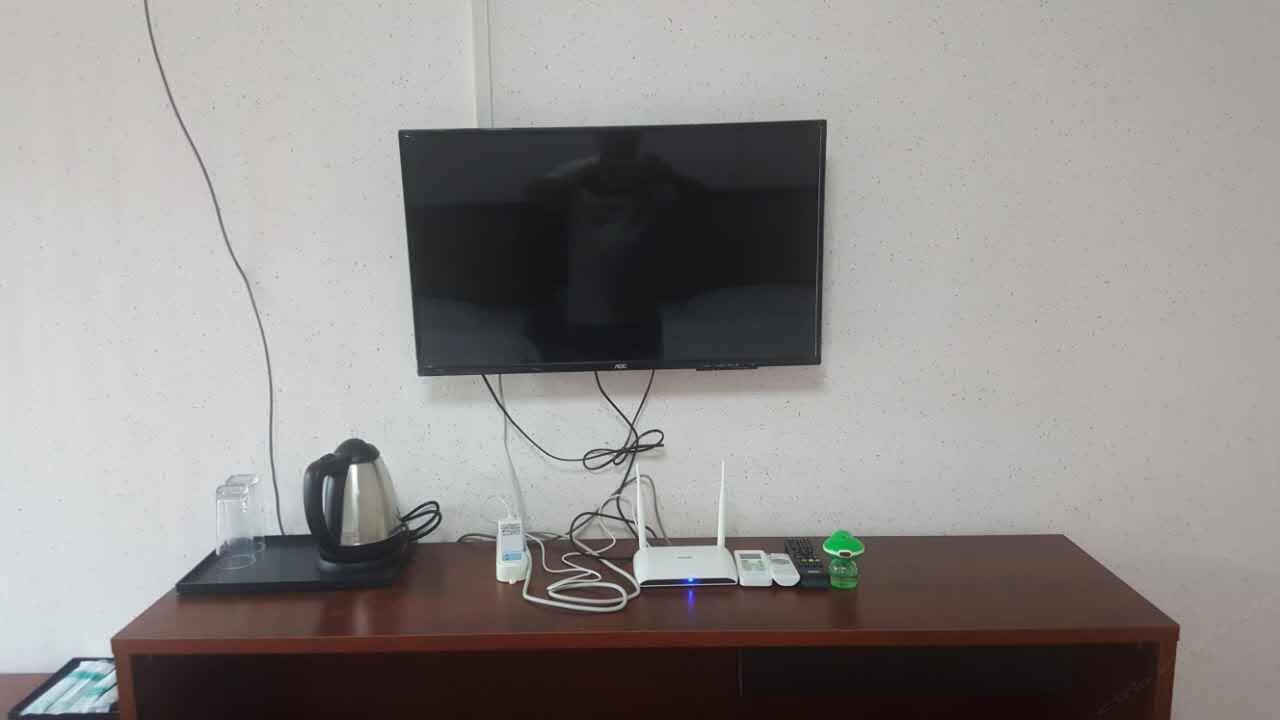 经济大床房