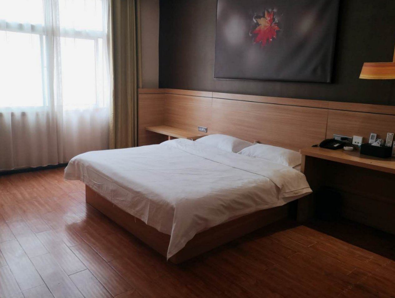 特惠大床房