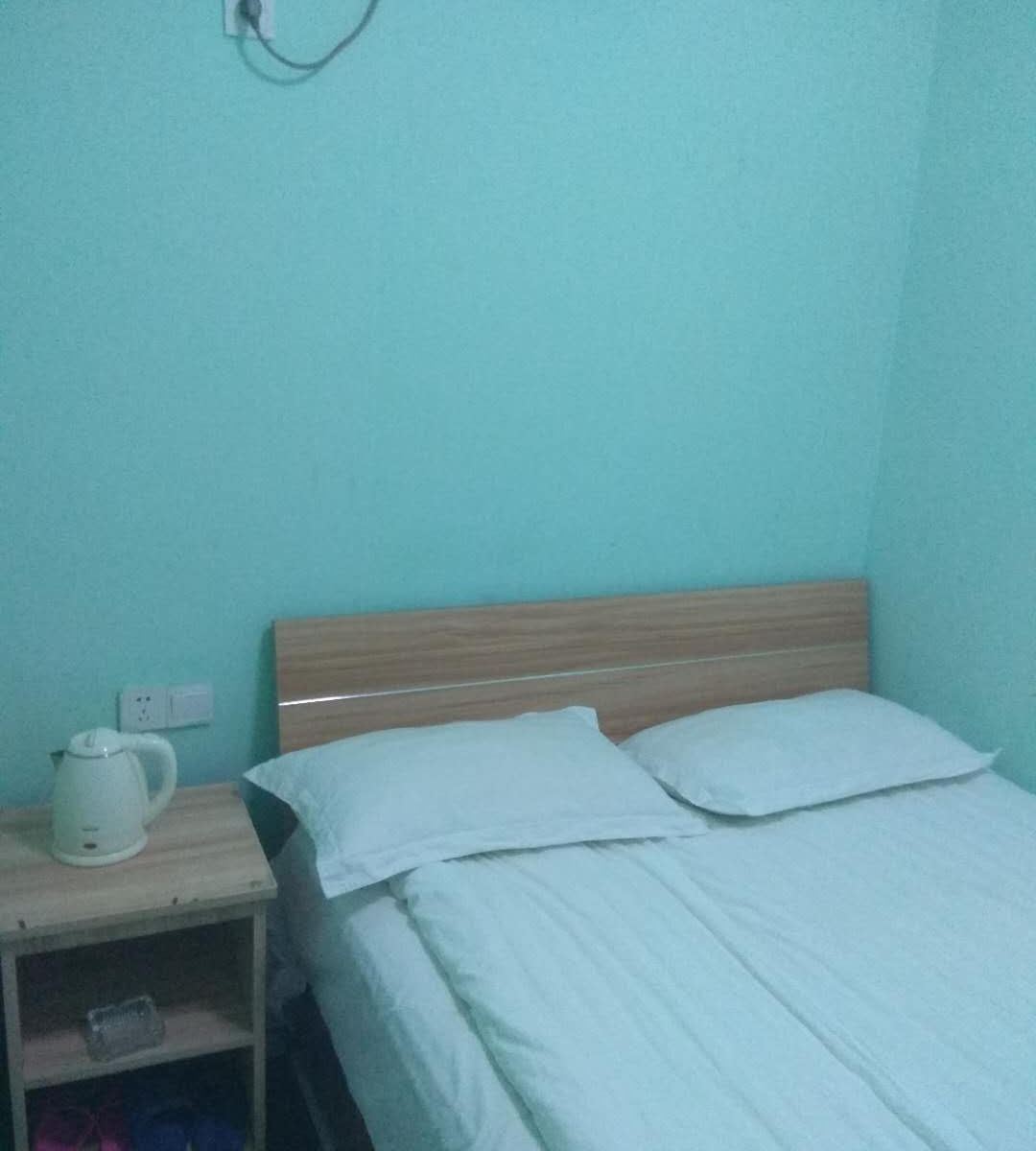 温馨大床房（无窗）