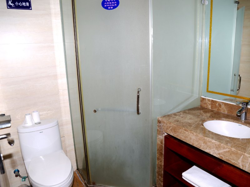 hotelPic