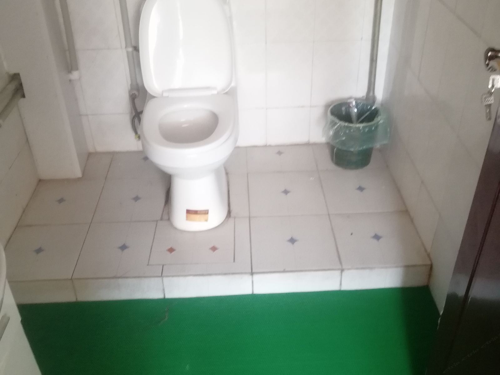 阳光大床房