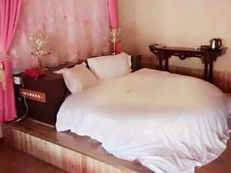 豪华圆床房