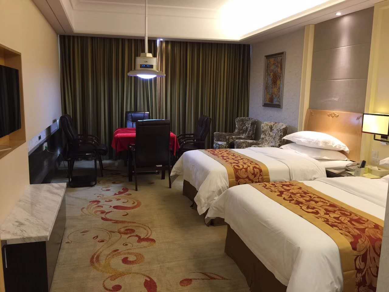 豪华麻将房