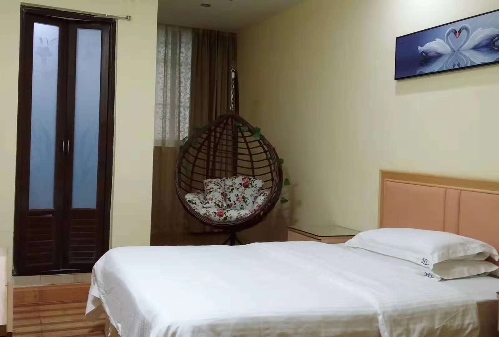 情侣房