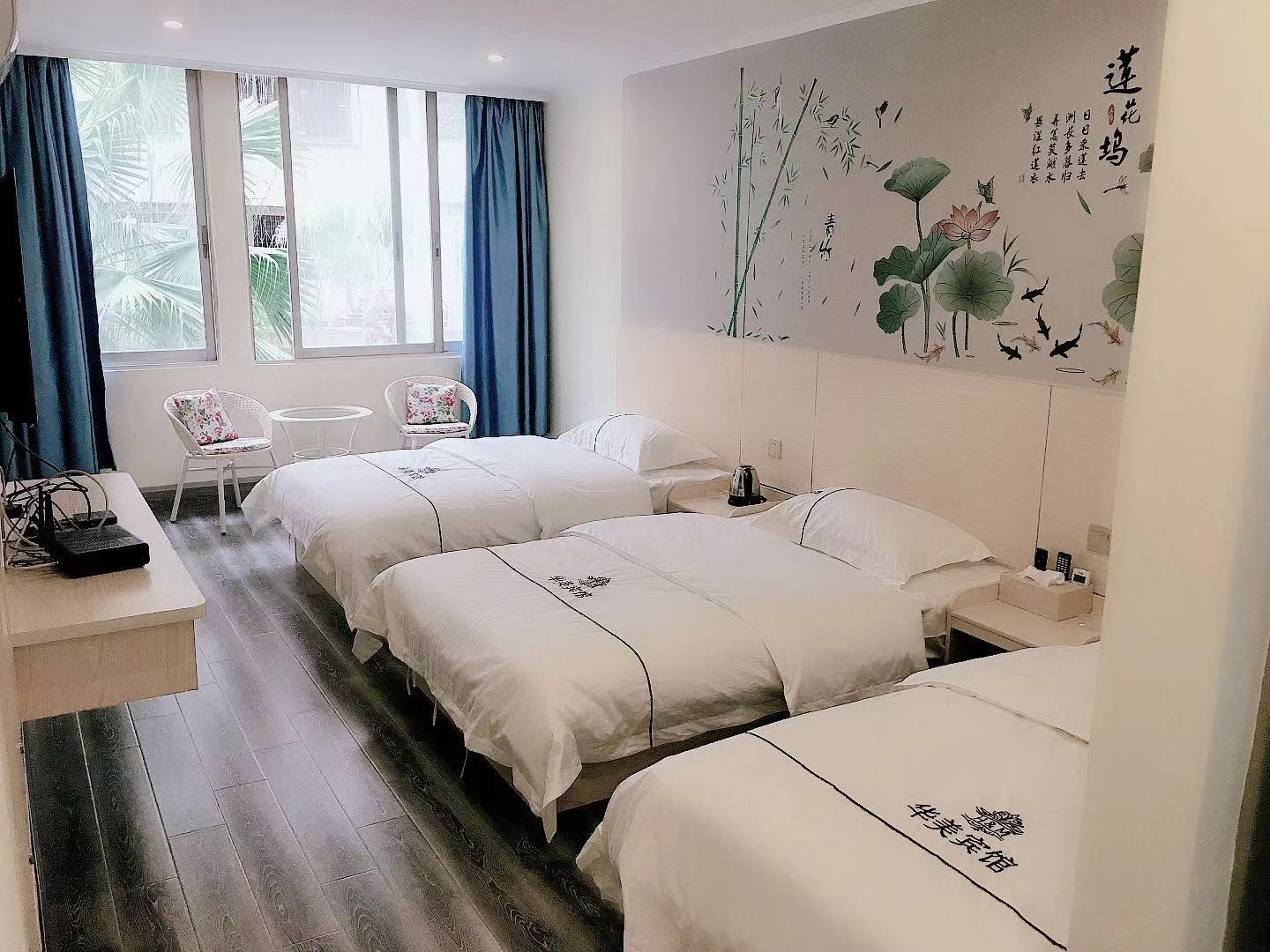 豪华三人房
