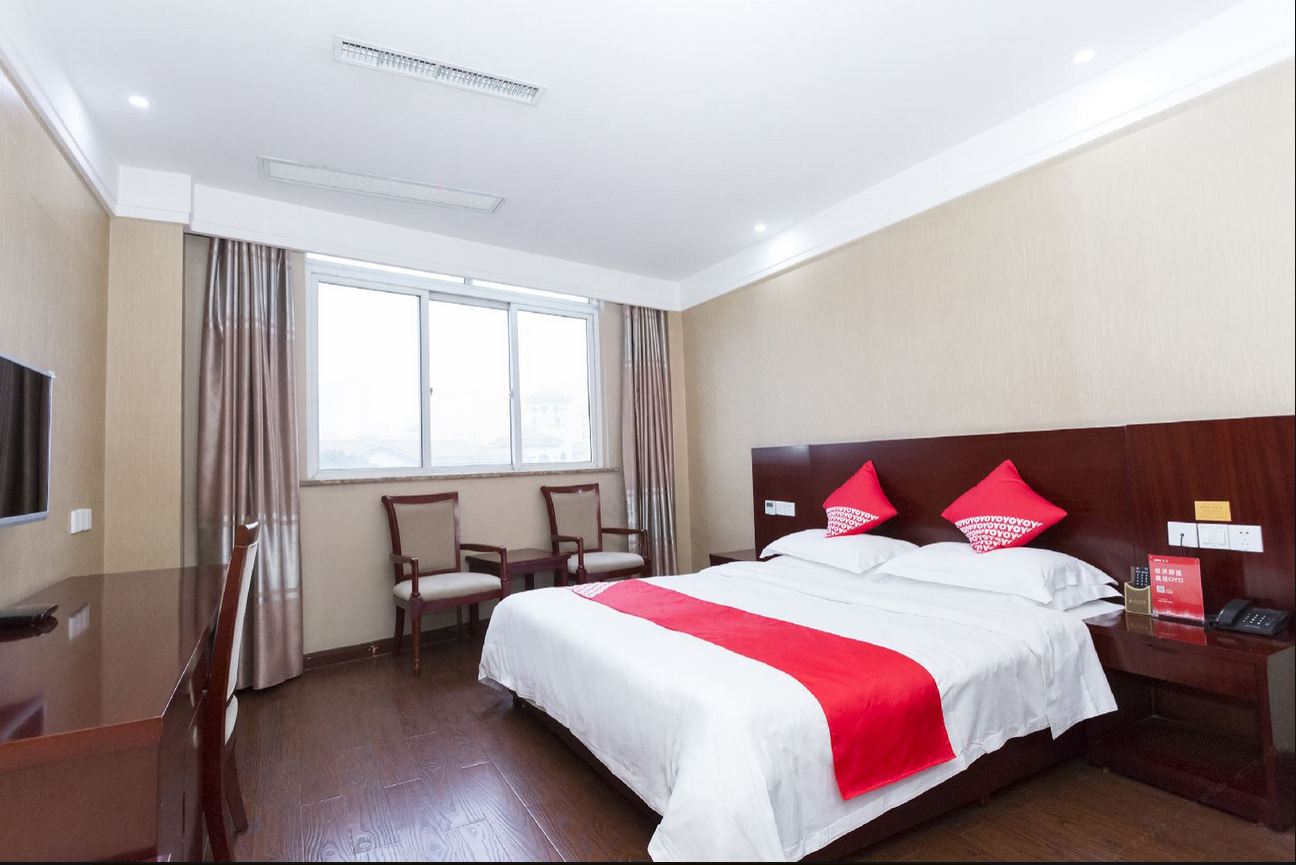 标准大床房