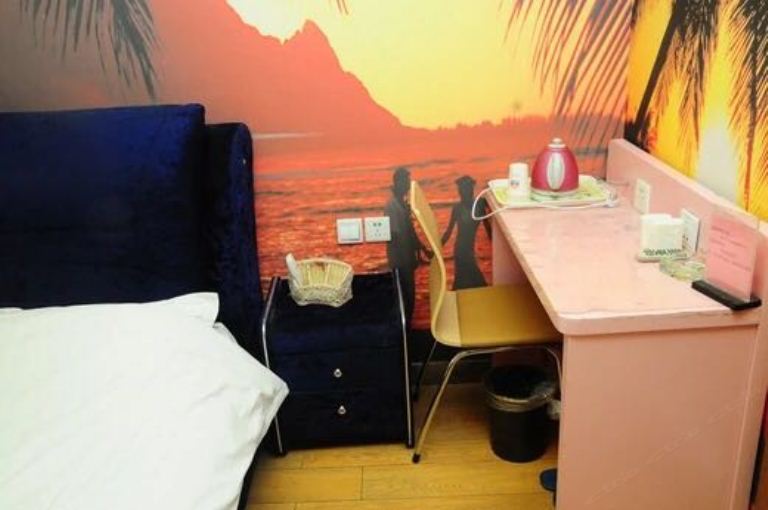 温馨浪漫大床房