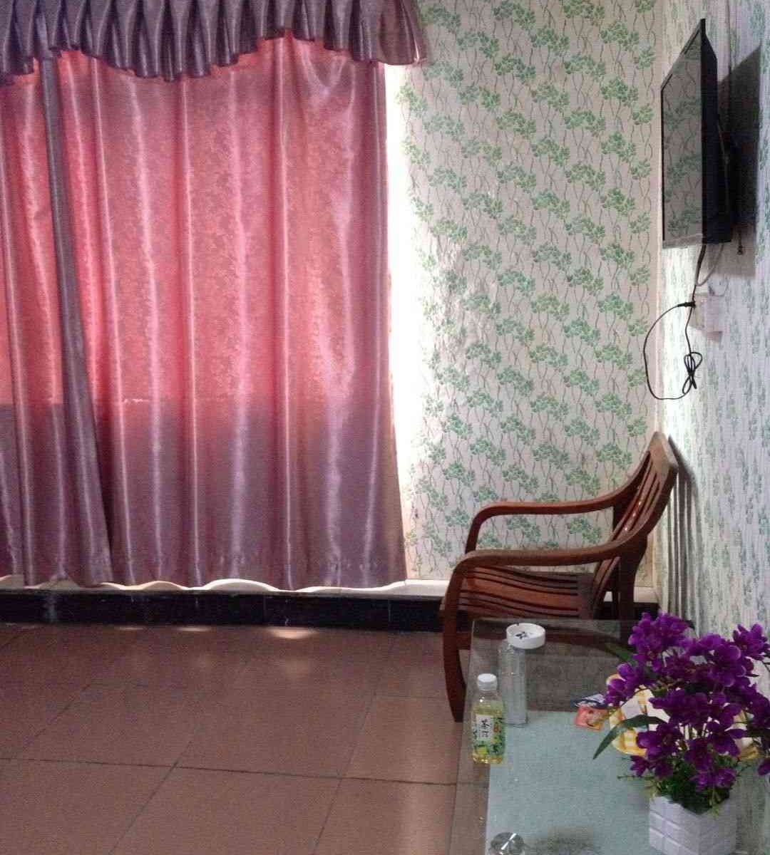 标准大床房