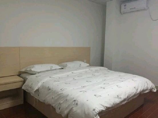 豪华大床房