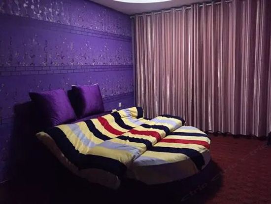 普通主题间