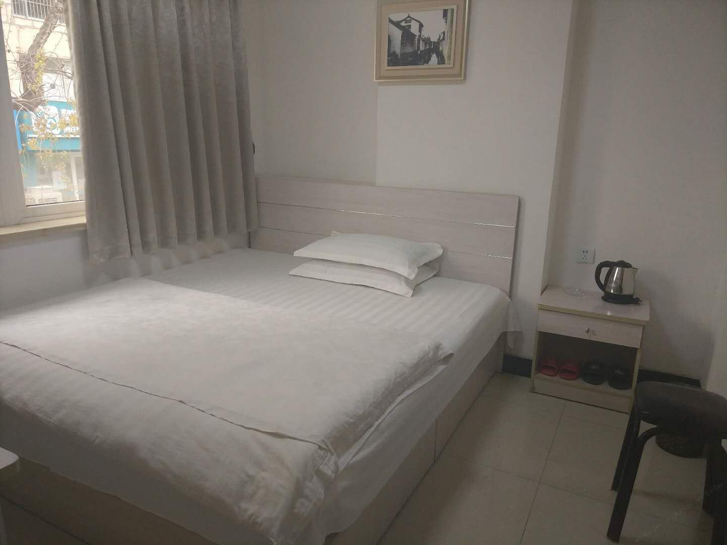 舒适大床房
