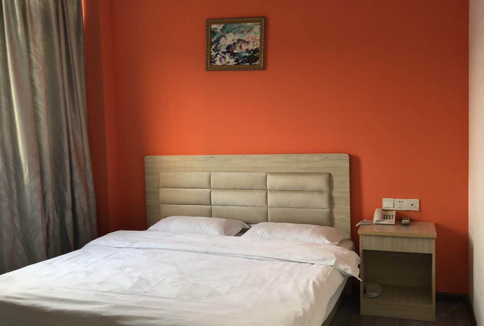 高级豪华大床房