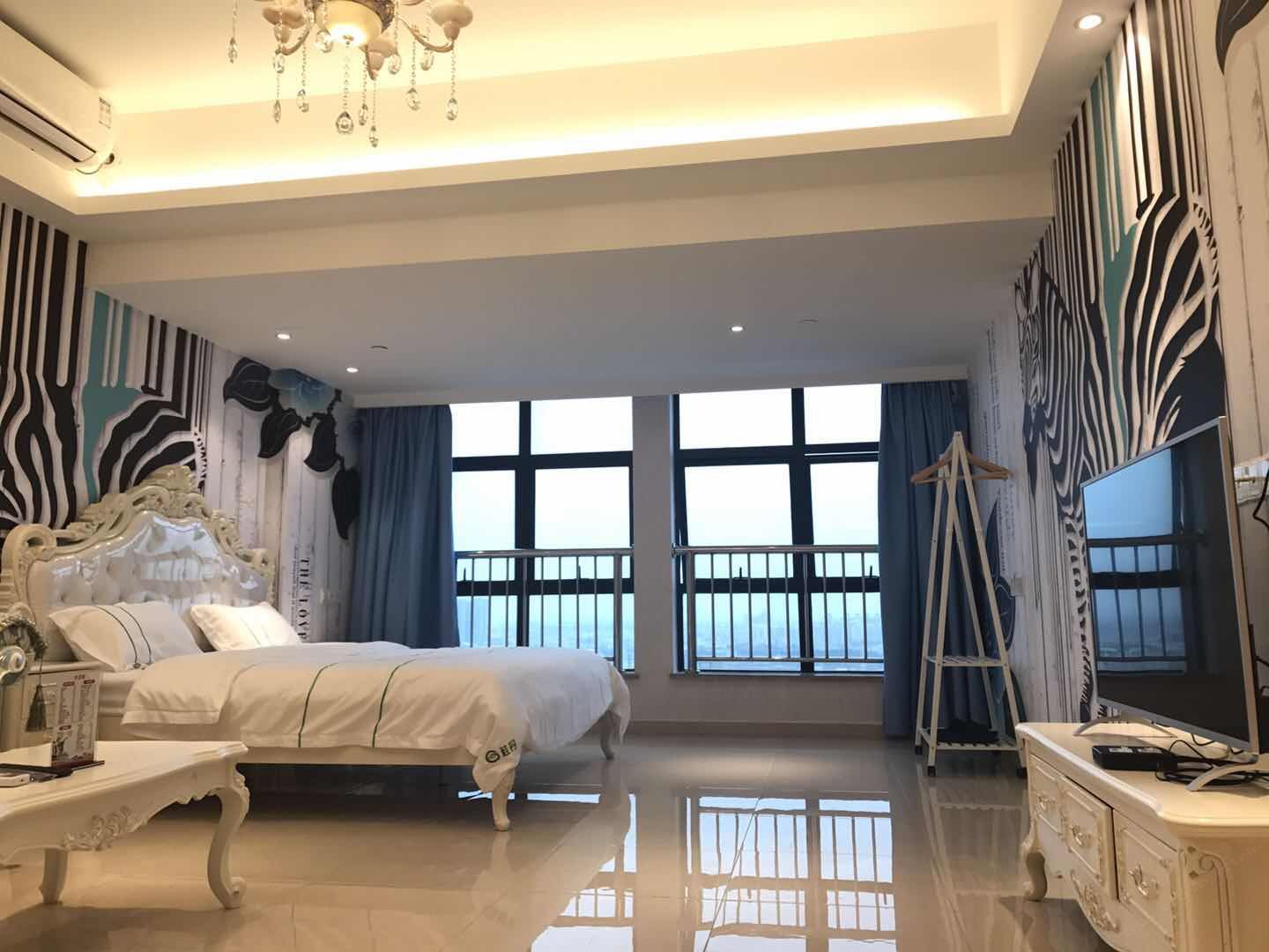 欧式豪华大床房