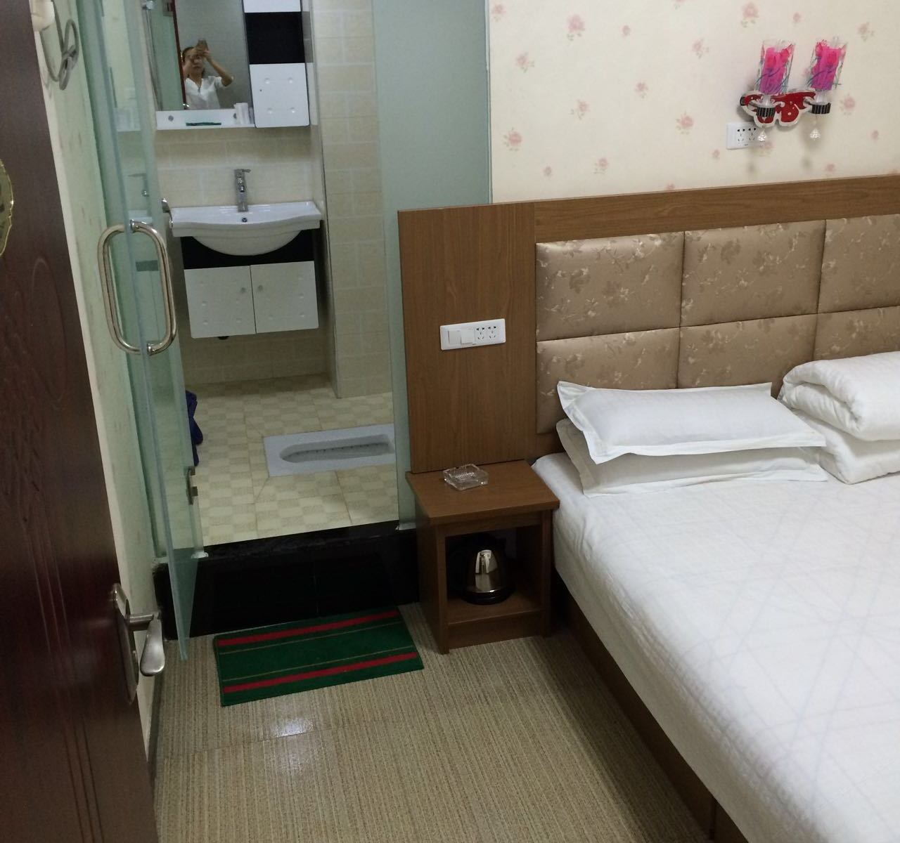 标准大床房