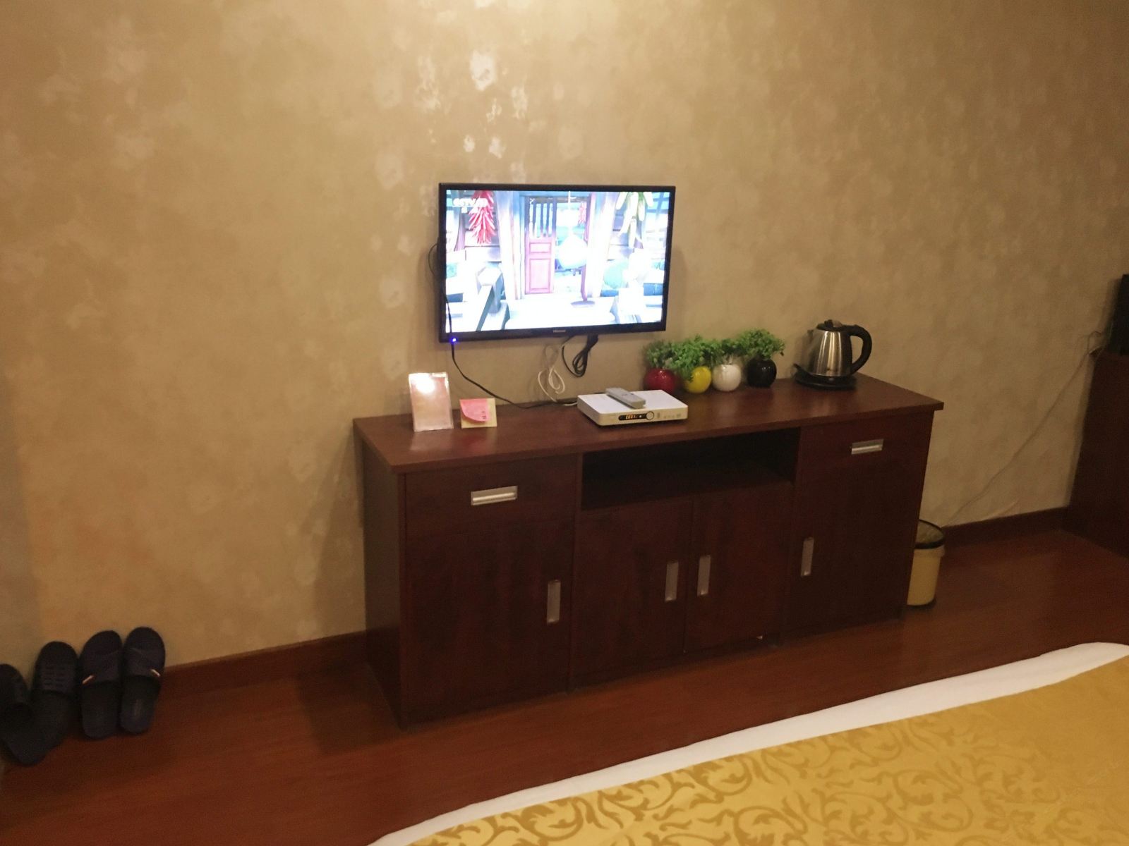 大床房（无窗）