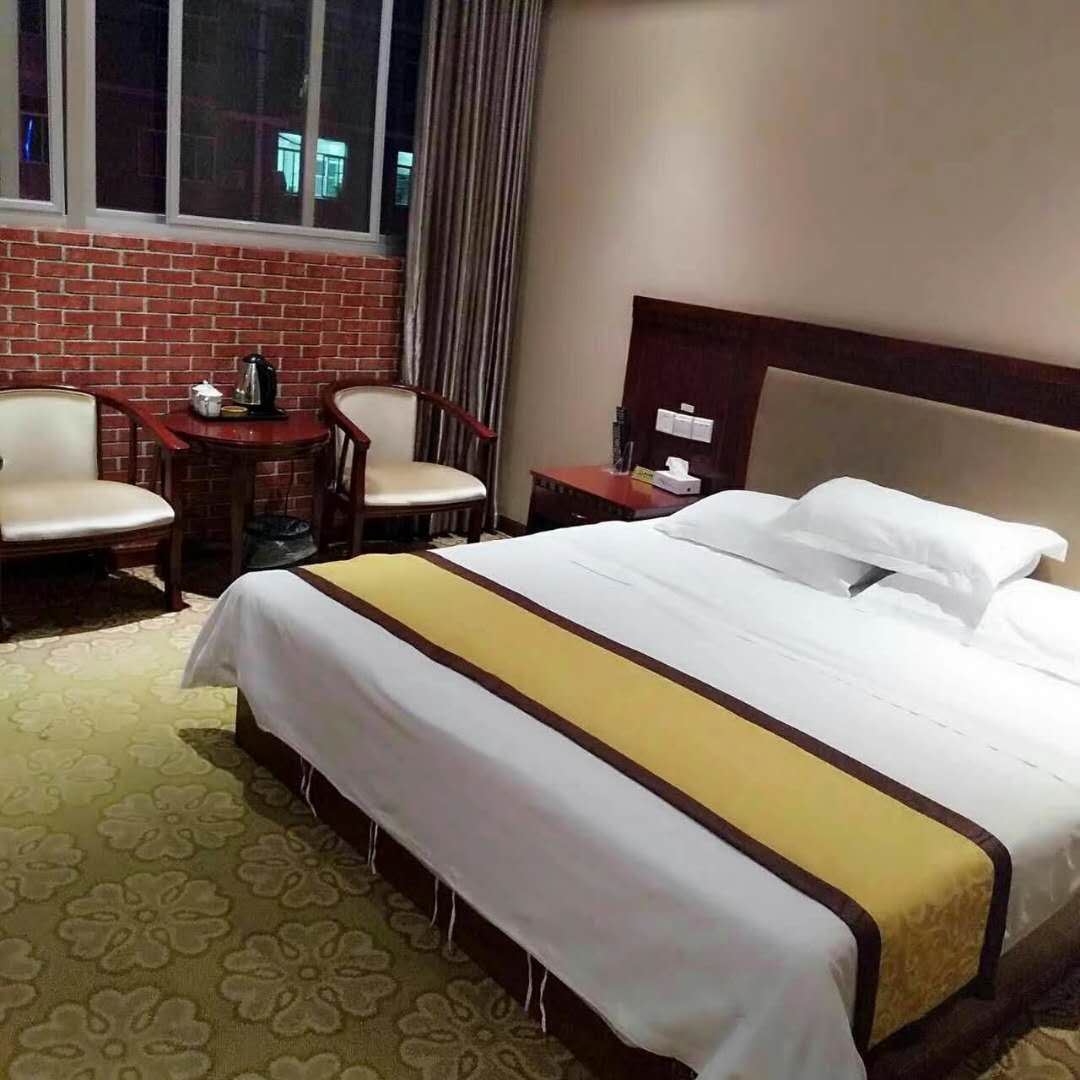 豪华大床房