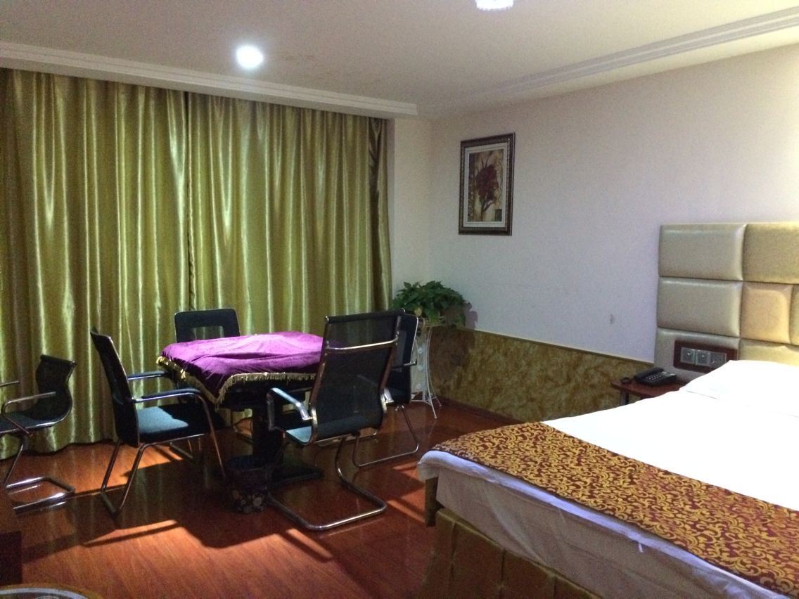 棋牌大床房